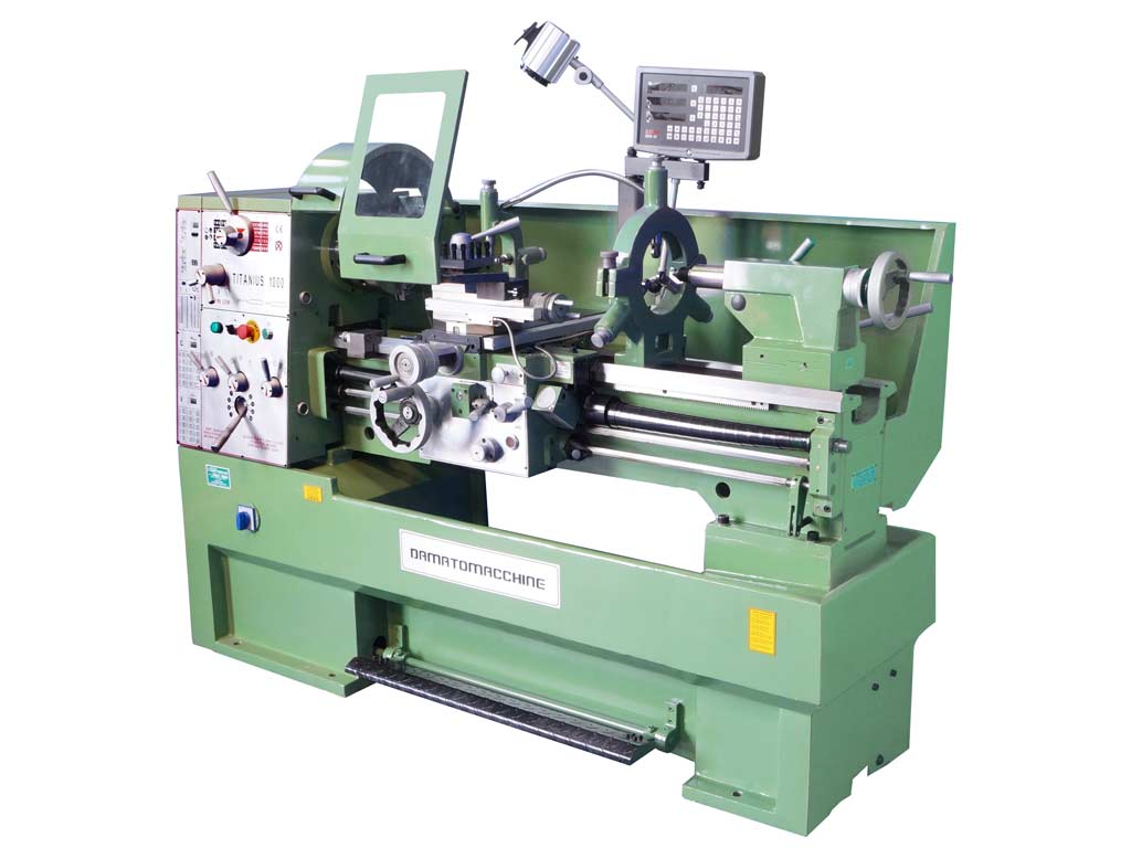 Metalworking lathe with 2 axis digital readout, distance between the center 1000 mm