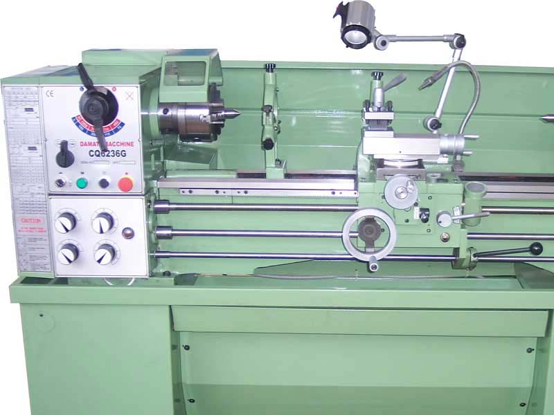 Universal Drehmaschine Multitech 1000.38 von damatomacchine