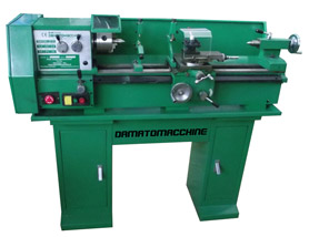 Strung pentru metal model Newton BV25L1 de la firma Damatomacchine